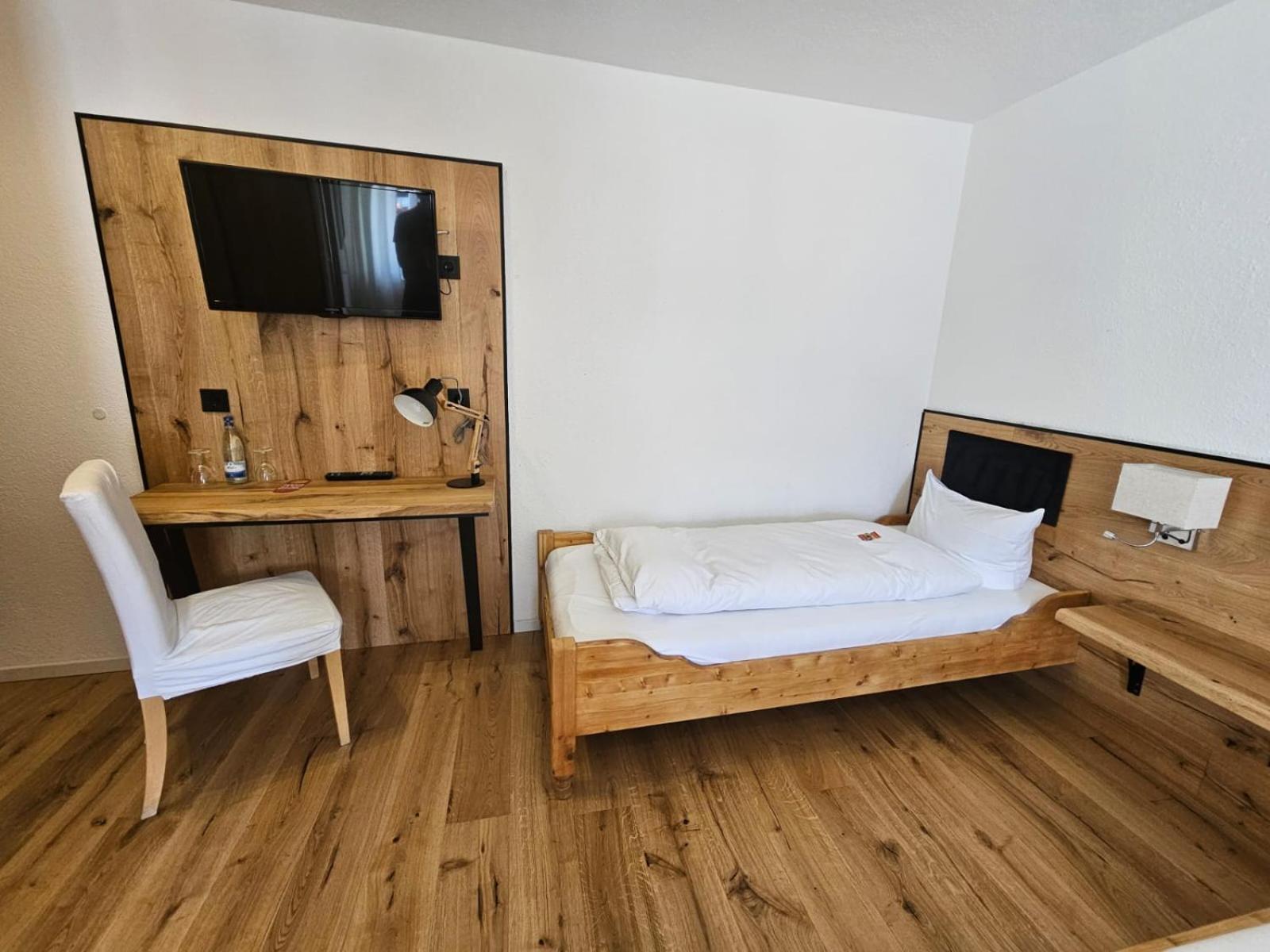 Hotel & Restaurant Tanne Fischingen Ngoại thất bức ảnh